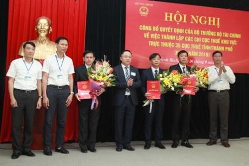 Hội nghị trực tuyến công bố quyết định thành lập Chi cục Thuế khu vực