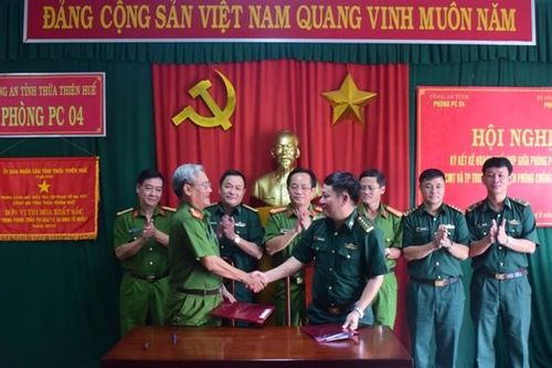 Chính trị - Xã hội Pháp luật - Cuộc sống Phối hợp đấu tranh phòng chống tội phạm ma túy