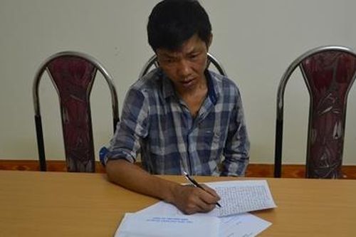 'Xách' 2 bánh heroin từ Lào về bán kiếm lời