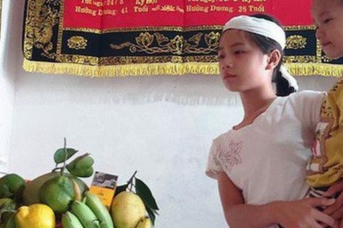 Thanh Hóa: Tang thương bố mẹ chết vì tai nạn giao thông, để lại 2 con nhỏ bơ vơ