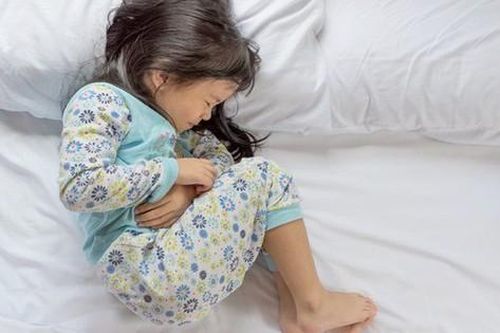 9 tuổi đã bị sỏi mật, nhiều bố mẹ lo tái mặt khi bác sỹ chỉ ra nguyên nhân