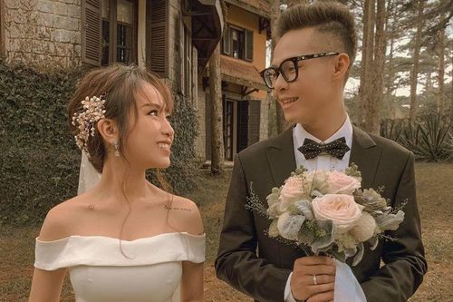 Joyce Pham nữ tính, rich kid Giang Lê gợi cảm khi khoe hình cưới