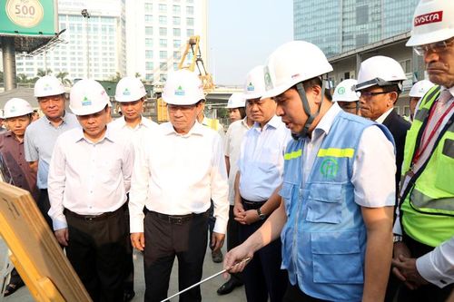 Phó Thủ tướng Trịnh Đình Dũng: Tập trung đẩy nhanh các dự án trọng điểm tại Hà Nội