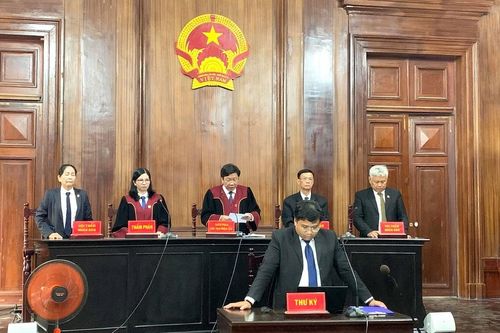 Vụ VN Pharma buôn bán thuốc ung thư giả: Bị cáo lĩnh mức án cao nhất 20 năm tù