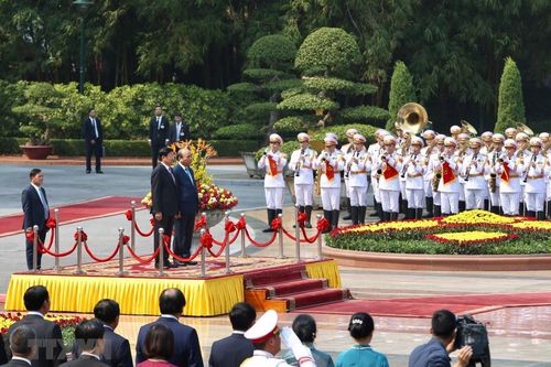 Hình ảnh Thủ tướng Nguyễn Xuân Phúc chủ trì Lễ đón Thủ tướng Lào