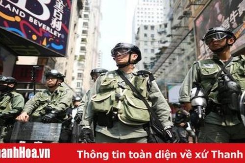 Cảnh sát Hong Kong thu nhiều vũ khí nghi liên quan đến người biểu tình