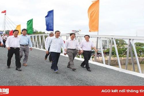 Chiếc cầu nối 'nhịp bờ vui'!