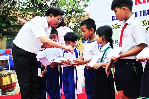 Khánh thành và bàn giao công trình thanh niên cấp tỉnh