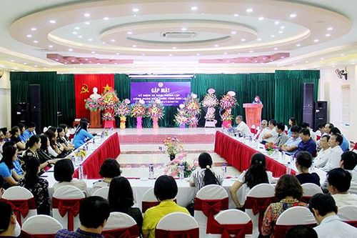 Gặp mặt kỷ niệm 25 năm Ngày thành lập Công đoàn Viên chức tỉnh