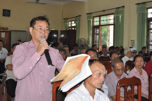 Đoàn đại biểu Quốc hội tỉnh tiếp xúc cử tri