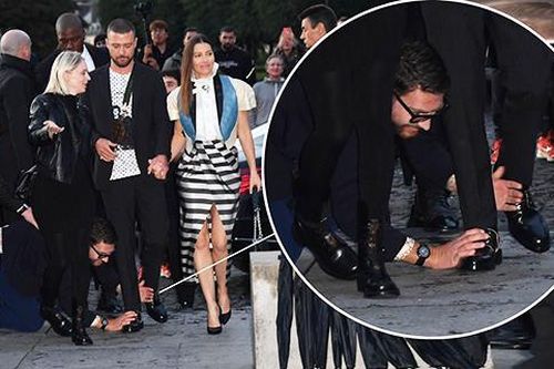 Cựu phóng viên biến thái quấy rối Justin Timberlake