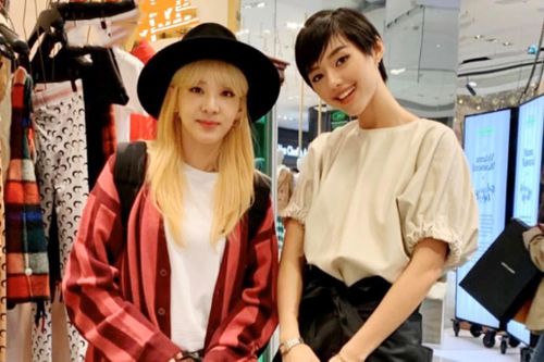Cô em Trendy chụp ảnh với Dara 2NE1, khoe vào top sao mặc đẹp tại Pháp