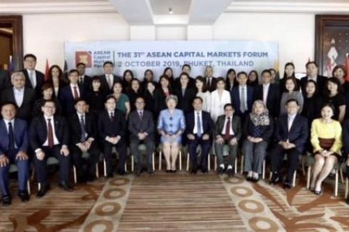 ASEAN hướng tới thị trường vốn bền vững và thích ứng cao