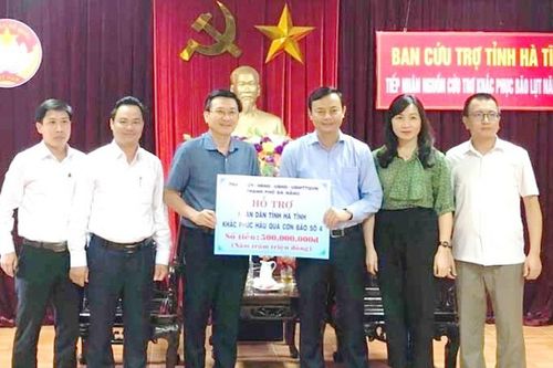 Đà Nẵng hỗ trợ Quảng Bình và Hà Tĩnh khắc phục hậu quả bão số 4
