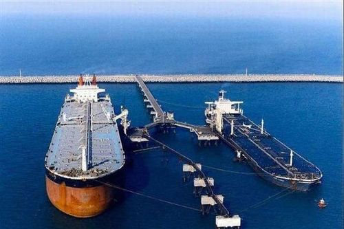 Xuất khẩu dầu: Iran tiến bộ trong kế hoạch né vùng Vịnh