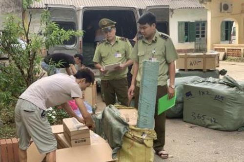 Lạng Sơn thu giữ nhiều hàng hóa không có hóa đơn chứng từ