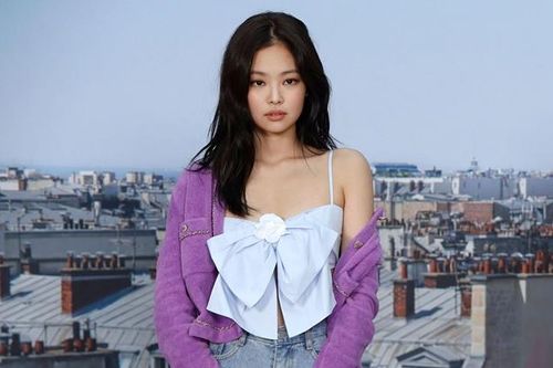Jennie xác nhận BlackPink đang thực hiện nhiều ca khúc mới, tiến độ comeback sẽ được đẩy nhanh