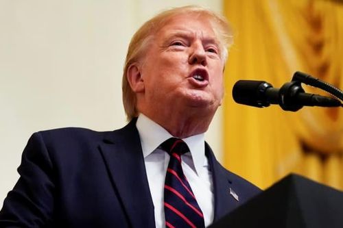 Ngành sản xuất Mỹ lao dốc, ông Trump gọi FED là 'kẻ thù tồi tệ nhất'