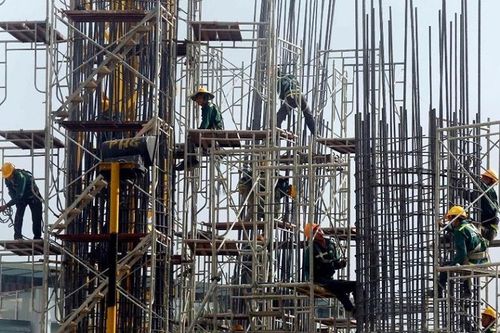 Hanoi: Guiding Law on construction licensing and management