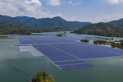 Việt Nam sẽ có nhà máy điện mặt trời nổi