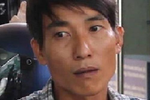 Khởi tố người chồng bóp cổ, dìm vợ xuống nước