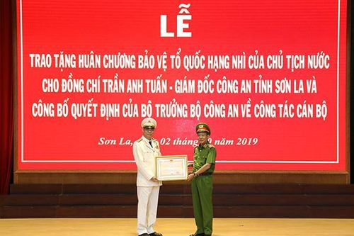 Công bố quyết định của Bộ trưởng BCA về công tác cán bộ tại CA tỉnh Sơn La