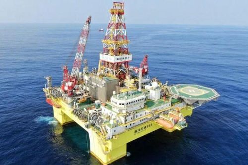 Việt Nam đang xác minh thông tin về giàn khoan 982 của Trung Quốc