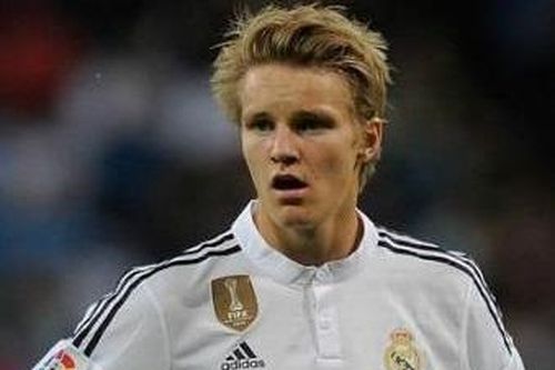 Cầu thủ bị Real Madrid hắt hủi được MU quan tâm