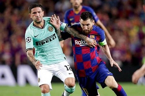 VIDEO bóng đá: Tại sao ma thuật của Messi vẫn bất lực trước Inter?