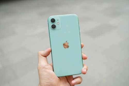 iPhone 11 về dưới 20 triệu đồng, lượng khách hàng tăng đột biến