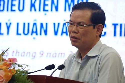 Nhờ nâng điểm cho con, vợ bị kiểm điểm, ông Triệu Tài Vinh vô can?