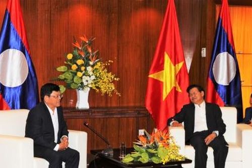 Phó Bí thư Thường trực Thành ủy Đà Nẵng Võ Công Trí tiếp kiến Thủ tướng Lào