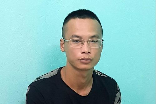 Khống chế nam thanh niên chém bị thương bố mẹ và vợ