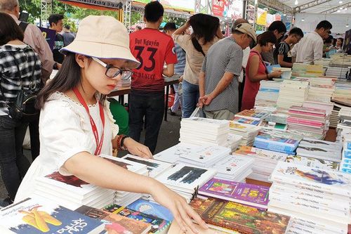 Tư duy ngắn thì không thể làm sách