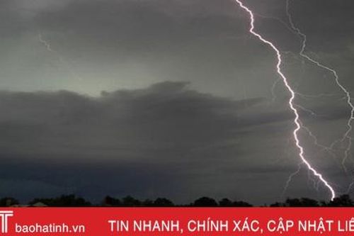 Đi làm đồng, cụ ông ở Hà Tĩnh bị sét đánh tử vong