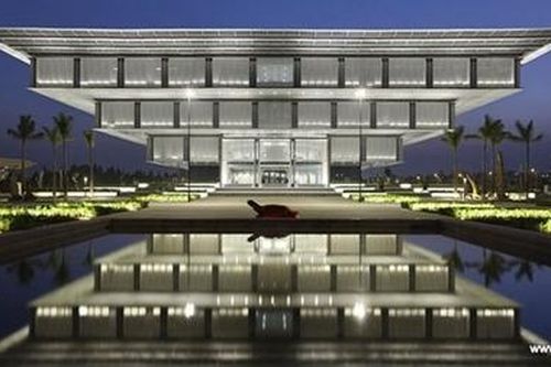 Cần mạnh tay loại trừ 'căn bệnh' thích phô trương, 'hoành tráng'