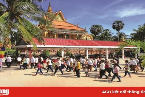 Tết Sene Dolta đầm ấm!