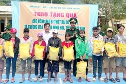 Tập trung ổn định đời sống cho đồng bào Rục sau lũ