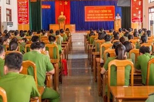 Công an Kon Tum kỷ niệm 50 năm thực hiện Di chúc của Chủ tịch Hồ Chí Minh