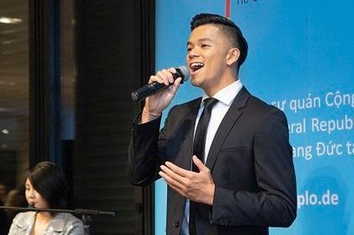 Trọng Hiếu từng được Tổng thống Đức tặng quà đặc biệt