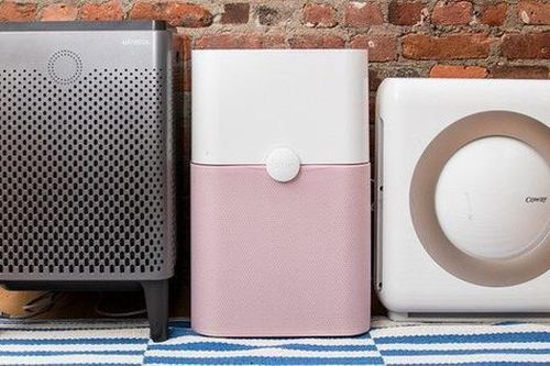 Người dân Hà Nội, TP.HCM đổ xô đi mua máy lọc không khí