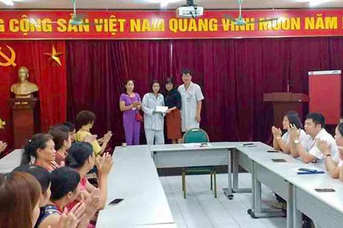 Bệnh nhân nghèo không tham của rơi, trả lại người mất