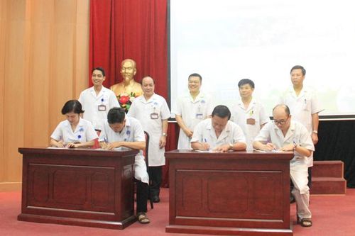 Bệnh viện Hữu nghị Việt Xô giảm thiểu chất thải nhựa