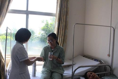Cán bộ, viên chức, người lao động chung tay giảm thiểu chất thải nhựa