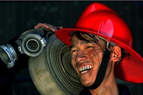 Ấn tượng triển lãm ảnh 'Vì cuộc sống bình yên'