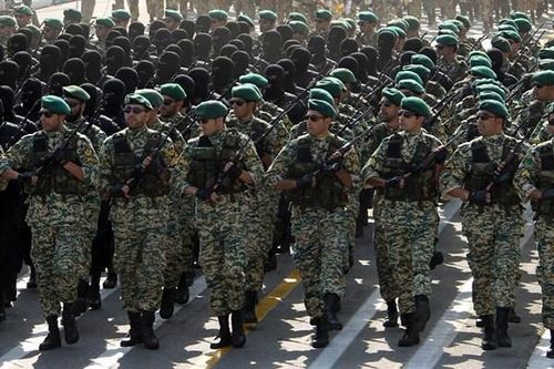 Iran khoe sở hữu 'thành phố tên lửa ngầm dưới lòng đất'