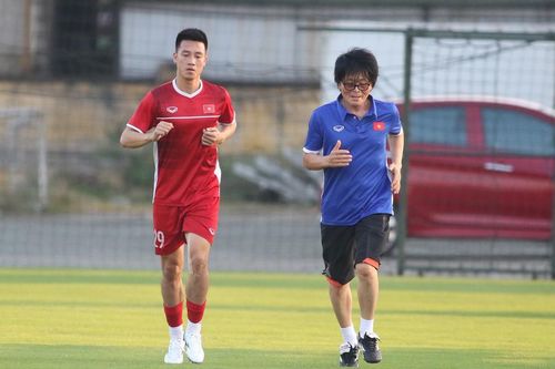U22 Việt Nam nín thở chờ bác sĩ Choi Ju-young