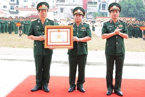 Kỷ niệm 60 năm truyền thống Bộ đội Tăng thiết giáp
