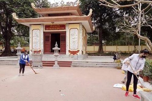 Trường THPT Tam Nông chung tay xây dựng nông thôn mới