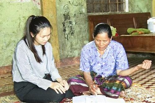 Lớp học 'i tờ' nơi rẻo cao Hướng Linh